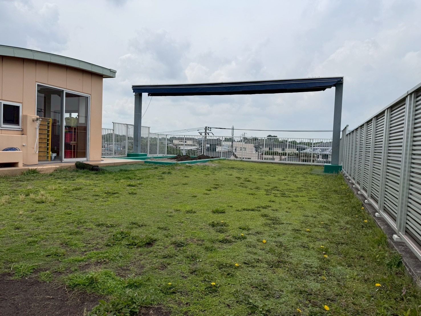 【千葉県】学校法人梅園学園 梅乃園幼稚園（屋上） 施工前