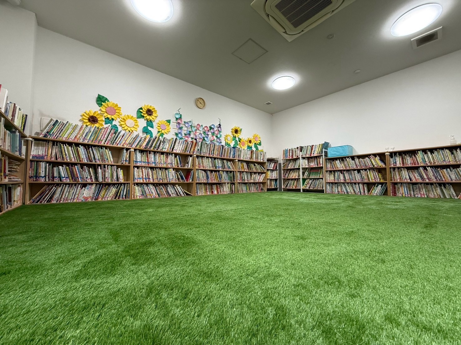 【神奈川県】新川崎えほんの森保育園 施工後